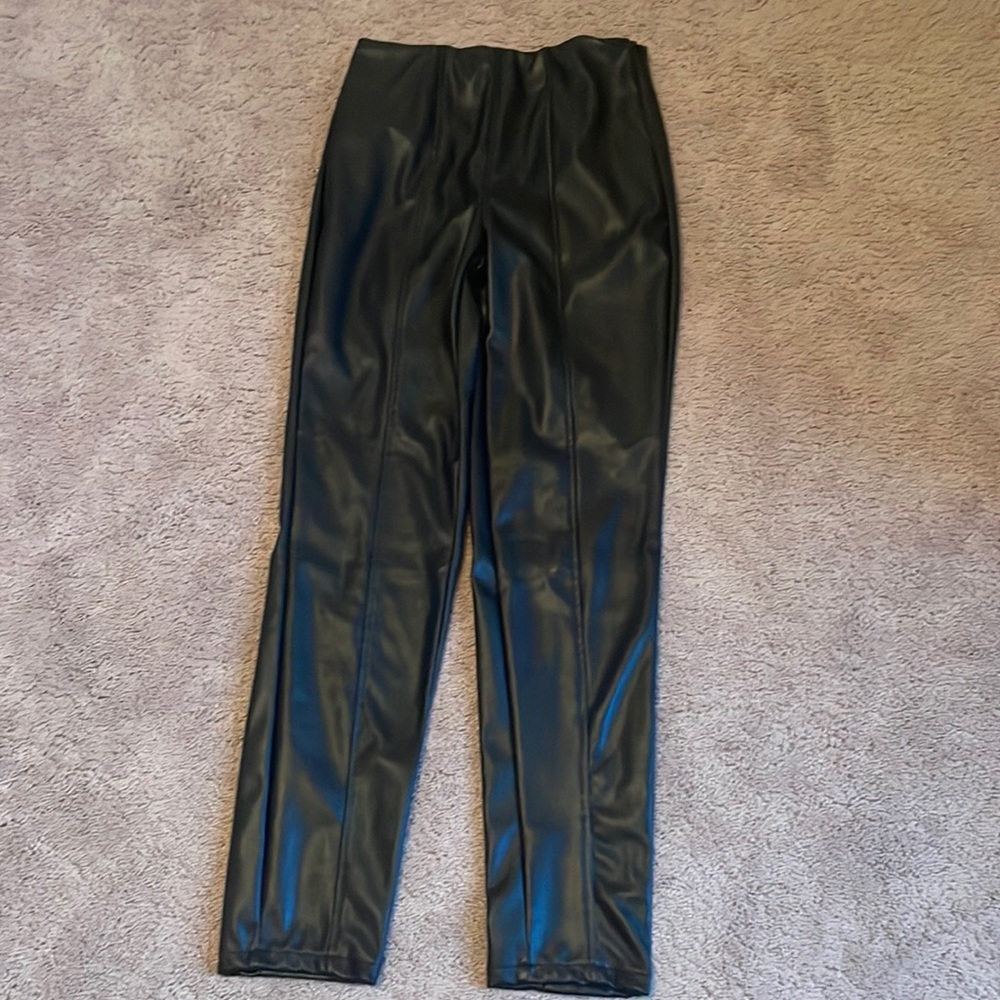 Leather leggings